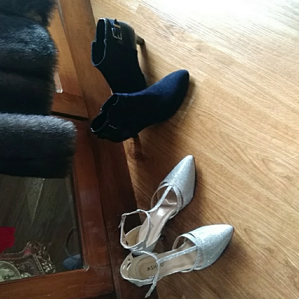 One pair of shoes and ankle boots.